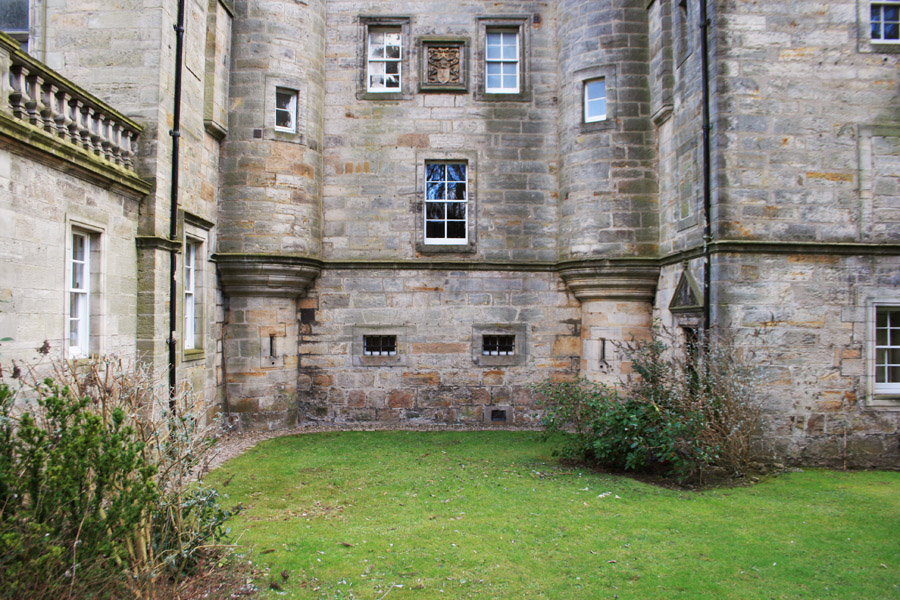 Pitreavie Castle Castle in Dunfermline, Fife Stravaiging around